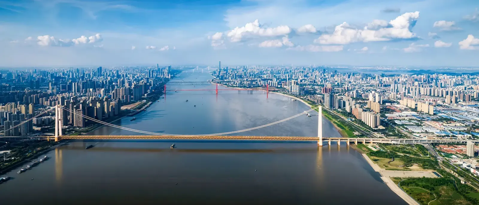Hubei Manufacturing & Sales Center 1 JARO Industry manufacturing base is located in Hubei, China.